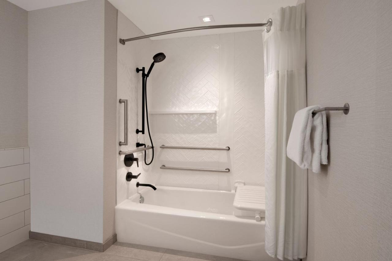 Residence Inn By Marriott St Louis Clayton Dış mekan fotoğraf